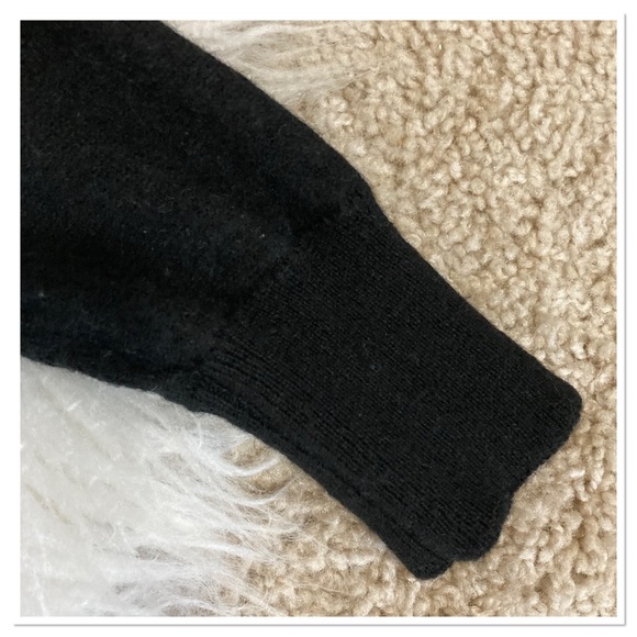 Givenchy Wool Stars & Striped Sweater Mock Neck Long Sleeve Black Red Size M - Picture 6 of 9